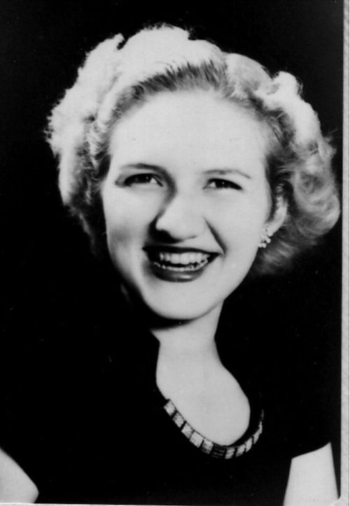 McGahaMAL (4x6) McGahaMAL (4x6)