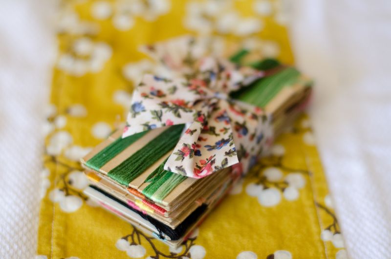 Songs Kate Sang Photography - Thrifty Love Gift Exchange-5