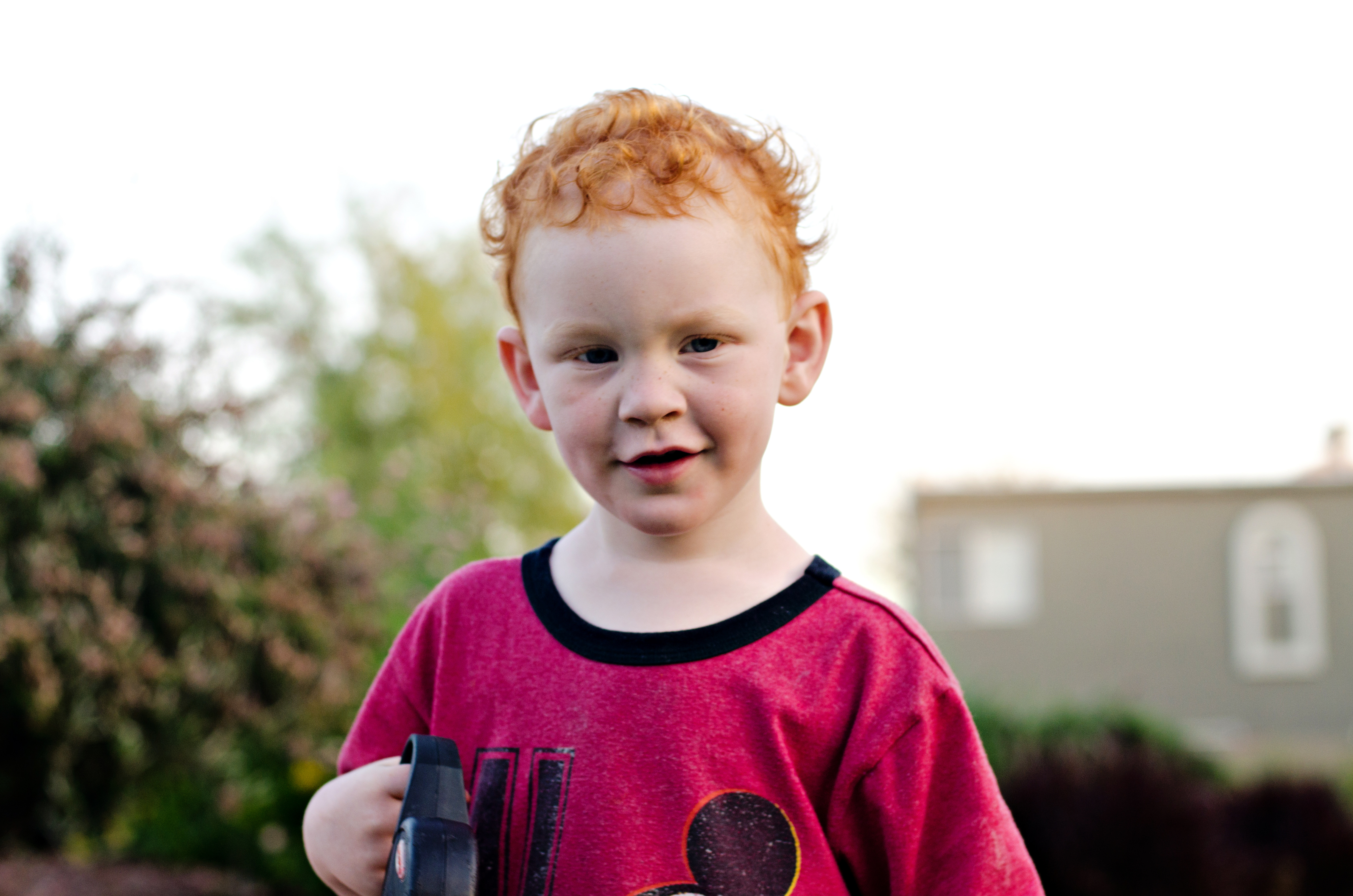 Riley showing his #DisneySide – The box reveal!