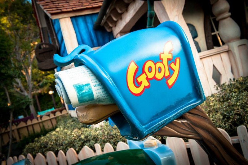 Disneyland Social Media Moms Saturday - Toontown Party 3